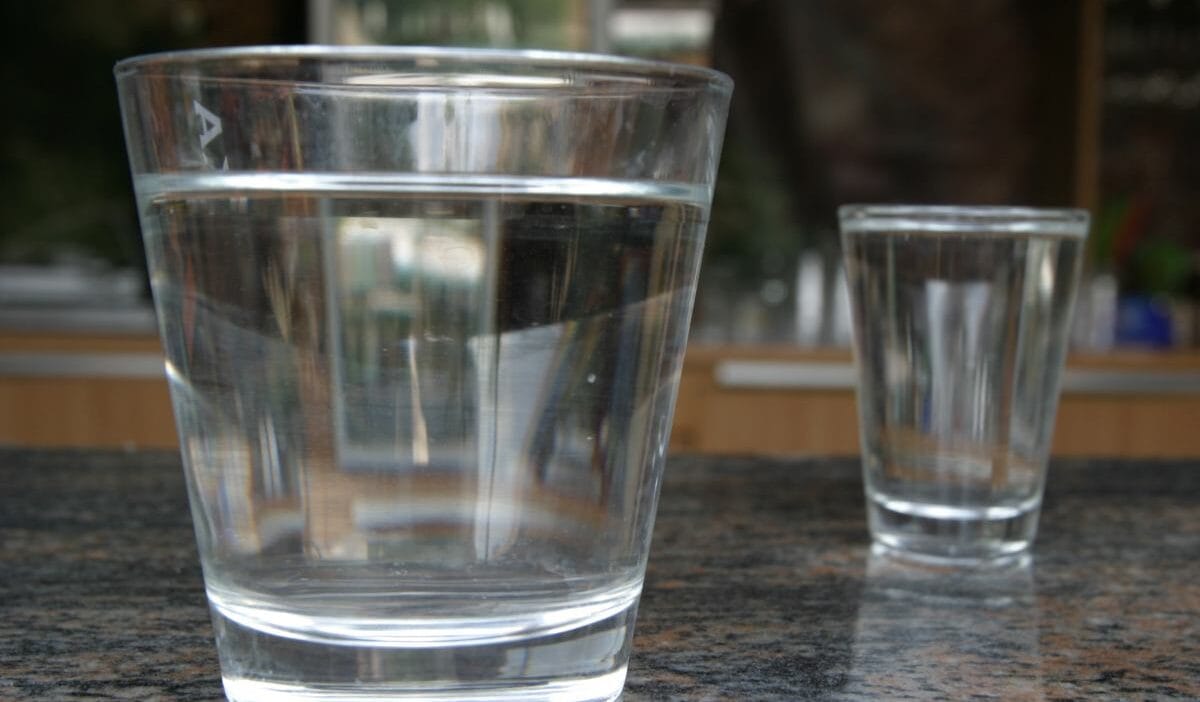 Rusya da olumcul zehirlenme dalgasi duzinelerce insan oldu 13535