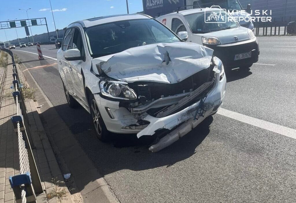 S2 yolunda uc arac carpisti mesafenin korunmamasi nedeniyle carpisma 13111