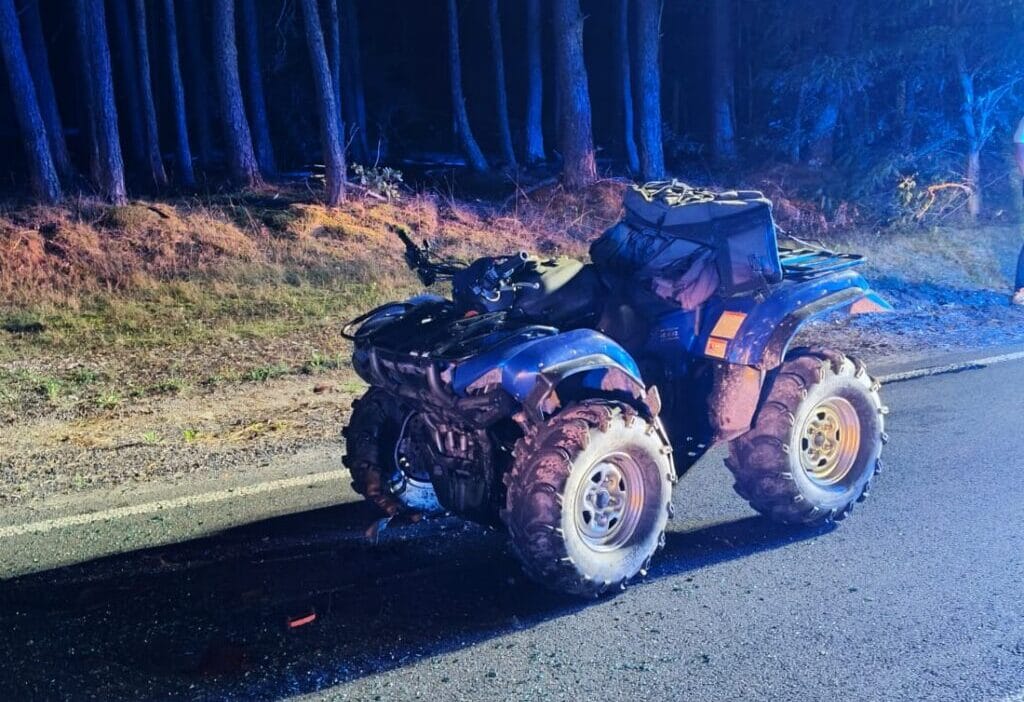 Sarhos atv surucusu bir binek araca carpti adam neredeyse yuzde 2 yle uctu 12511