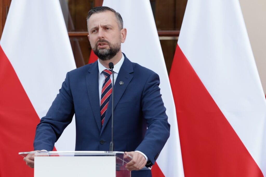 savunma bakanligi baskani ukrayna ile bir anlasma imzalayacagiz i nsansiz hava araclari konusunda isbirligi 11730