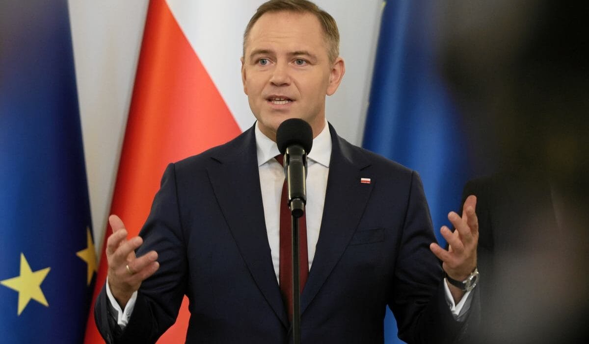 Sikorski, nawrocki'ye bir iğne batırdı. Üçüncü şahıs olarak konuşmakla ilgiliydi. "zıplamaya başlıyor". 1 Sikorski nawrocki ye bir igne batirdi ucuncu sahis olarak konusmakla ilgiliydi ziplamaya basliyor 9371