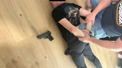 Silah ve uyusturucu tasiyan torunlar gecici olarak tutuklandi 8452