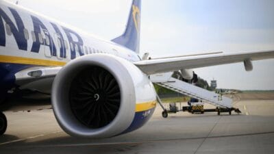 Slovakya varsova dan gelen ucak inemedi gps sinyal paraziti 9851