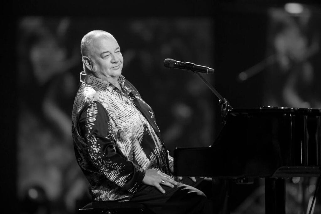 stanislaw soyka ya olumunden sonra madalya verildi cenaze toreninde karol nawrocki den gelen bir mektup okundu 9761