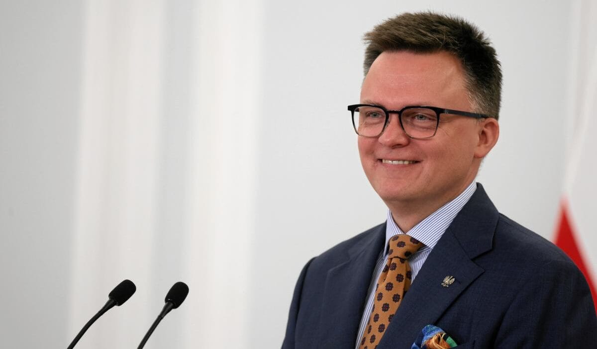 Szymon holownia yeni pozisyonunda iste bu kadar kazanabilir astronomik bir miktar ve ayricaliklar 13976