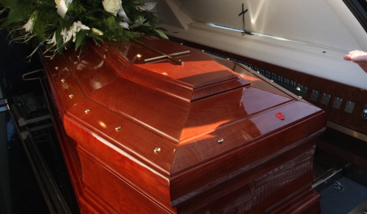 Tabutta urkutucu bir kesif sizin sirketinizde hic hata olmaz miydi 8975