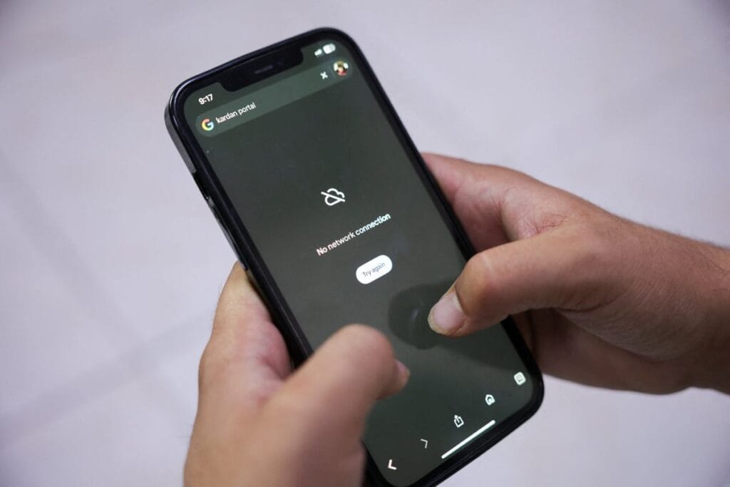 taliban afganistan i dunyadan kopardi i nternet ve ucus eksikligi ulkeyi felc etti 14132