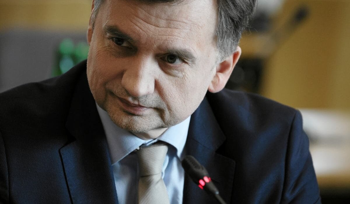 Tk baskani polisi uyardi ziobra nin gozaltina alinmasiyla ilgili kanunsuz eylem 13075