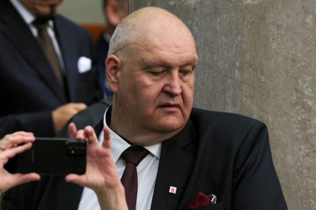 tk ziobra yi gozaltina almamasi konusunda uyardi polis cevap verdi boyle bir olasilik yok 13279