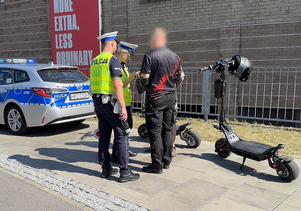 Trafikte tehlike yaratan scooter kullanicilarina sifir tolerans 9425