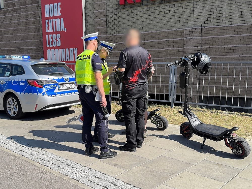 trafikte tehlike yaratan scooter kullanicilarina sifir tolerans 9425