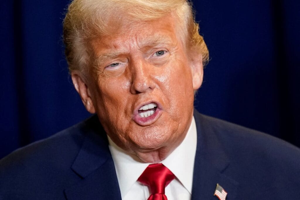 trump teknoloji devinin kadin calisaninin kovulmasini talep ediyor buyuk tehdit hakkinda gurluyor 13553