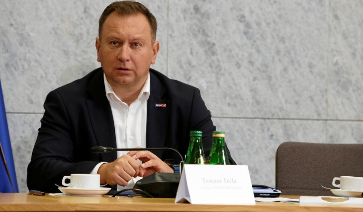 Tvn24 te canli yayinda catisma ziobra nin sorgusuyla ilgiliydi bu bir kabare 13721