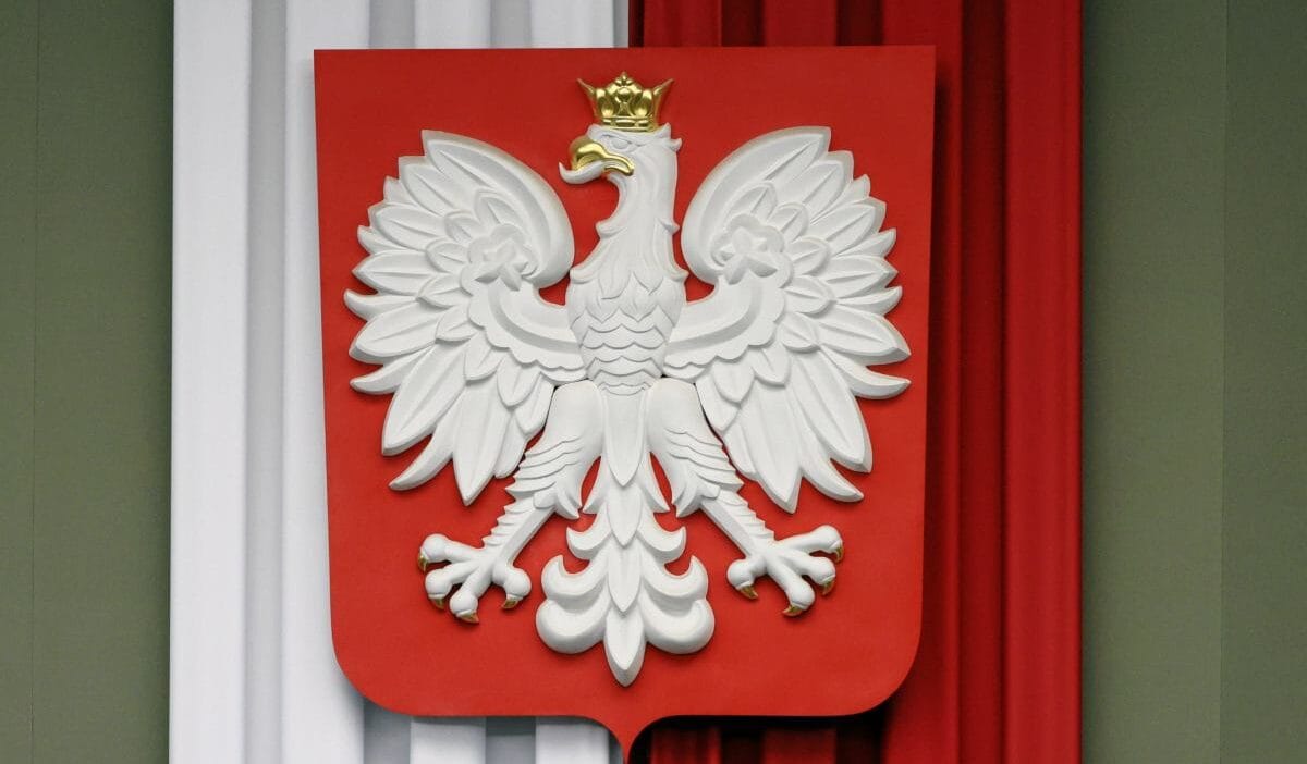 Ulusal semboller degisecek bakanligin bayrak ve amblem icin planlari var 12309