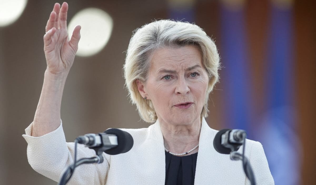 Ursula von der leyen in bir sorunu var medya kilit belgelerin yoklugunu ortaya cikarir arka planda bir guvensizlik oylamasi 11841