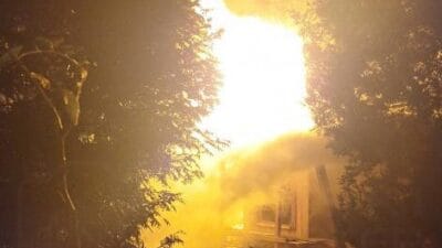 Ursus ta rod arazileri uzerindeki bir yazlikta yangin 12568