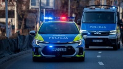 Varsova da cuma engellemeleri ulasim ve suruculer icin sokak blokajlari 11883