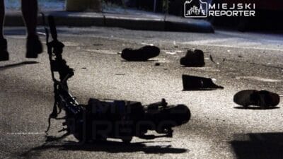 Varsova yakinlarinda bir kamyonla kafa kafaya carpisan elektrikli scooter kullanan iki kisi hayatini kaybetti 8486