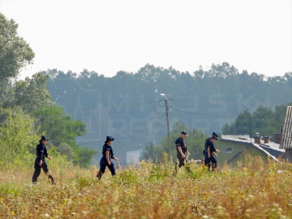 varsova yakinlarinda dronelarin dustugu iddia ediliyor i ki makineyi arama calismalari devam ediyor 10310