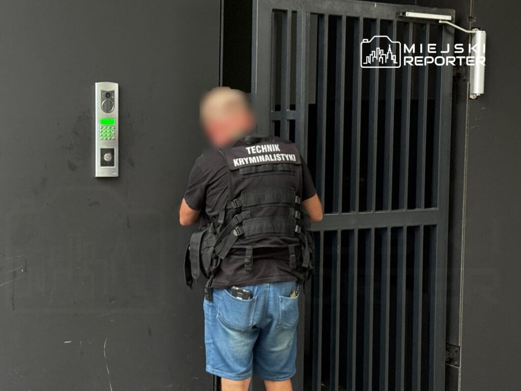 wola da eski ortaklar arasinda anlasmazlik 2 yasindaki bir cocuk ve bir adam kesici bir aletle yaralandi 9770