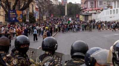 Zetas madagaskar da hukumetin istifasina yol acti son yillarin en buyuk protestolari 14207