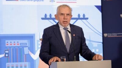 Zombilere karsi mucadele ve batarya devrimi polonya nin enerji sektoru dusundugumuzden daha hizli degisecek 13478