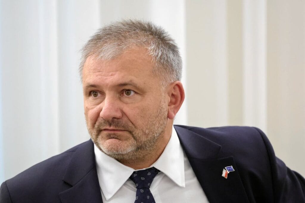 zurek bir karar verdi 25 kisi hatirladi olumsuz goruslere ragmen 11256