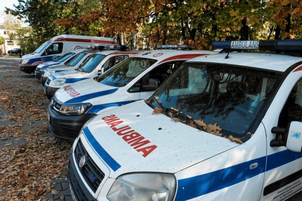 11 yasindaki cocugun durumu kritik sevk memurunun tepkisi sok edicidir bayan beni merhamete mi getirecegini saniyor 15945