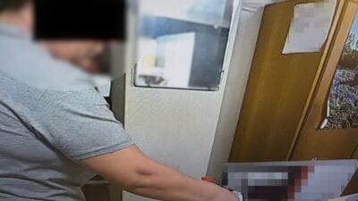 56 yasindaki kadinin is arkadasinin iceceklerine kimyasal madde kattigi iddia edildi bir iddianame var 14940