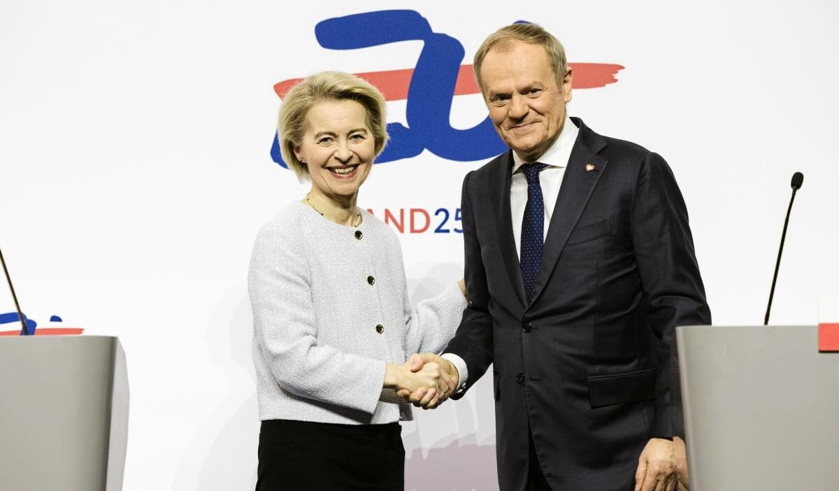 Ab zirvesi oncesinde neler biliyoruz polonya icin elverisli hukumler 18752