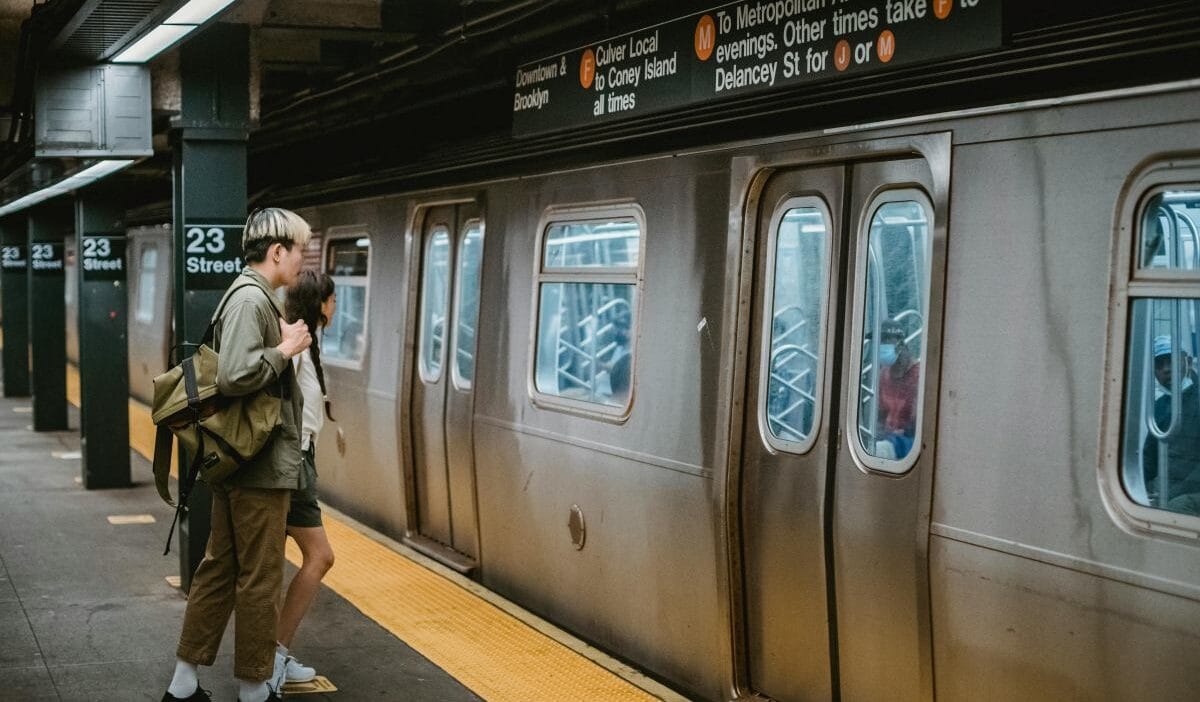 Abd de yeralti catisinda genc kiz cesetleri bulundu cevrimici bir yarismaya katilmis olabilirler 15150