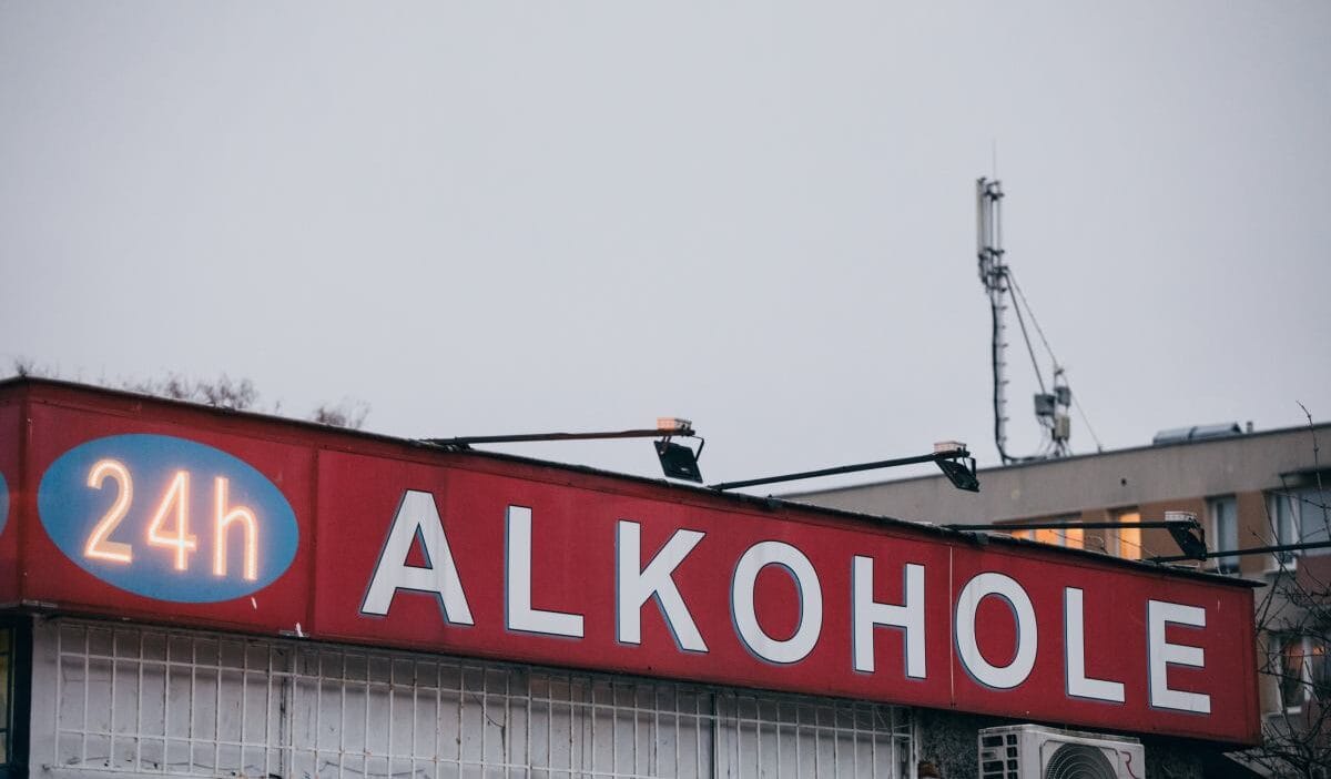 Alkol cok kolay ulasilabilir mi polonyalilarin cogu net bir goruse sahip yeni anket 15246