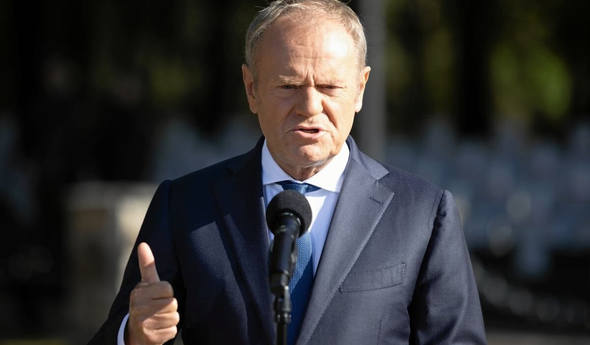 Alman gazetesi donald tusk a sert cikti kaczynski nin yaptiklarini devam ettiriyor 15168