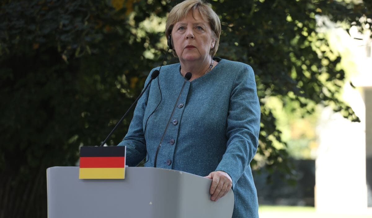 Alman medyasi merkel putin in savasi icin polonya yi sucluyor 15204