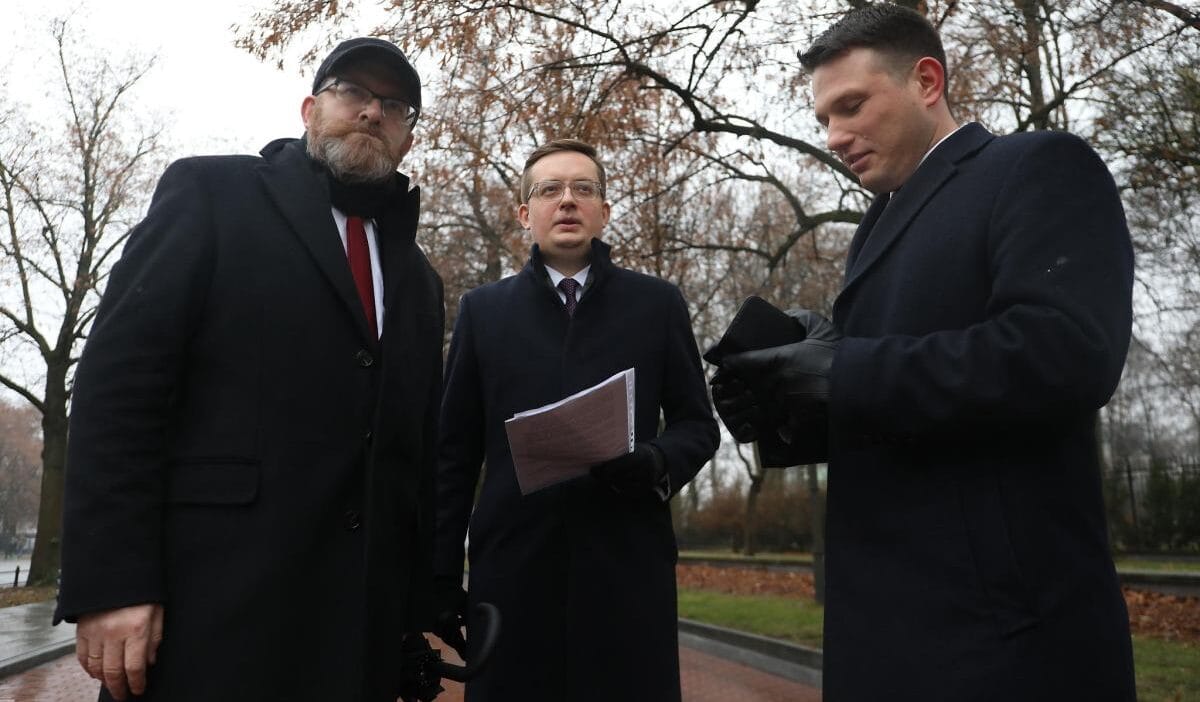 Anket asiri sag pis ten oy aliyor sejm de iki konfederasyon icin yer var 19761