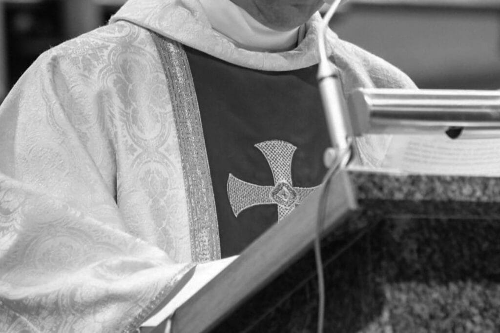 ayni gun iki rahip hayatini kaybetti kielce piskoposluk bolgesi nde yas 19311