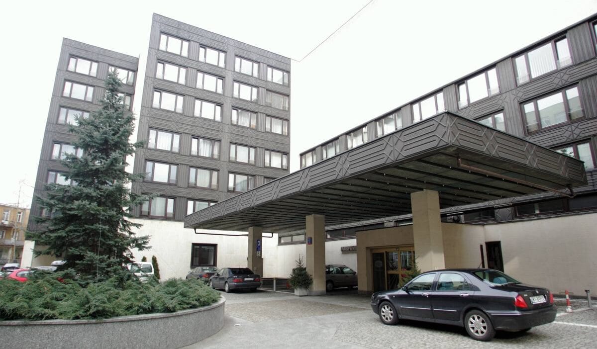 Bakan milletvekillerinin uyeler evi nde ne yaptiklarini acikladi belki de nawrocki nin kazanmasi onlari bu kadar telaslandirmistir 15936