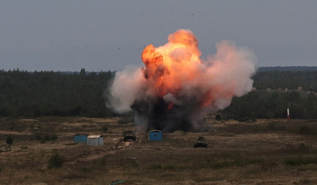 Belarus orduyu hazirliyor silahli kuvvetlerin teftisine baslandi en ust duzeyde hazirlik 16484