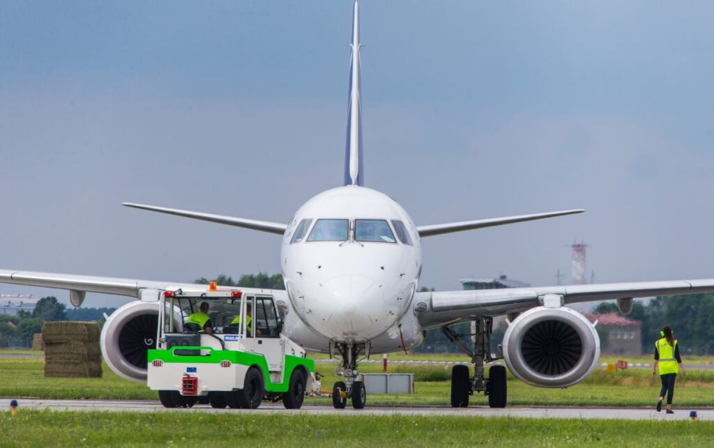 belarus tan gelen gizemli balonlar havada havaalani kapali 20341