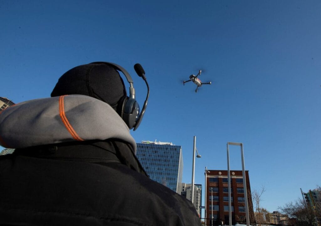 belcika da bir askeri ussun uzerinde dronlar cok garip olay hakkinda uzman 14796