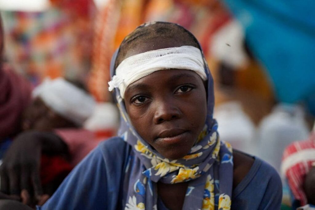 bes yuz gun boyunca kusatilmis bir sehrin katliami sivillerin toplu katliami kan uydu goruntulerinde gorulebilir 20115