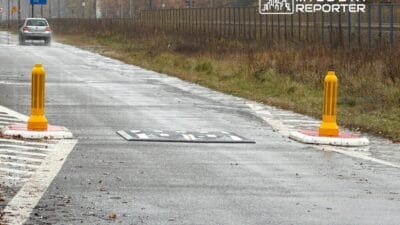 Bialoleka caddelerinde sikanlar bolge sakinleri kaldirim yapilmasini istedi zdm manipulasyonlarinin tehlikeli durumlara yol actigini soyledi 19098