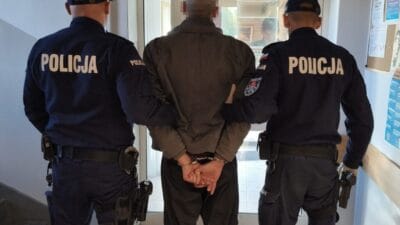 Bir adam kizini bicakla tehdit etti o suclandi 19833