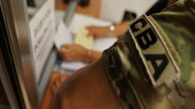 Bir kiliseye yapilan hayali bagislarla ilgili sorusturma gozaltina alinanlar arasinda kilisenin rahibi de var 14820