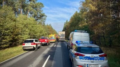 Bir tanker ile bir yolcu otobusu carpisti i cinde 41 ogrenci vardi 18812