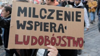 Bm nin gazze soykiriminda suc ortagi olan ulkelere iliskin raporu polonya dan uc kez bahsedildi 19472