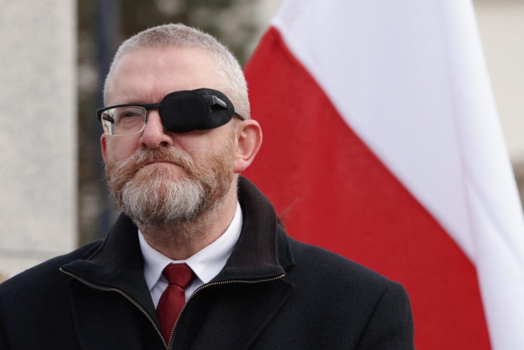 braun polonya siyasetinde kilit bir oyuncu haline geliyor o olmadan hukumet de olmaz sondage 20447