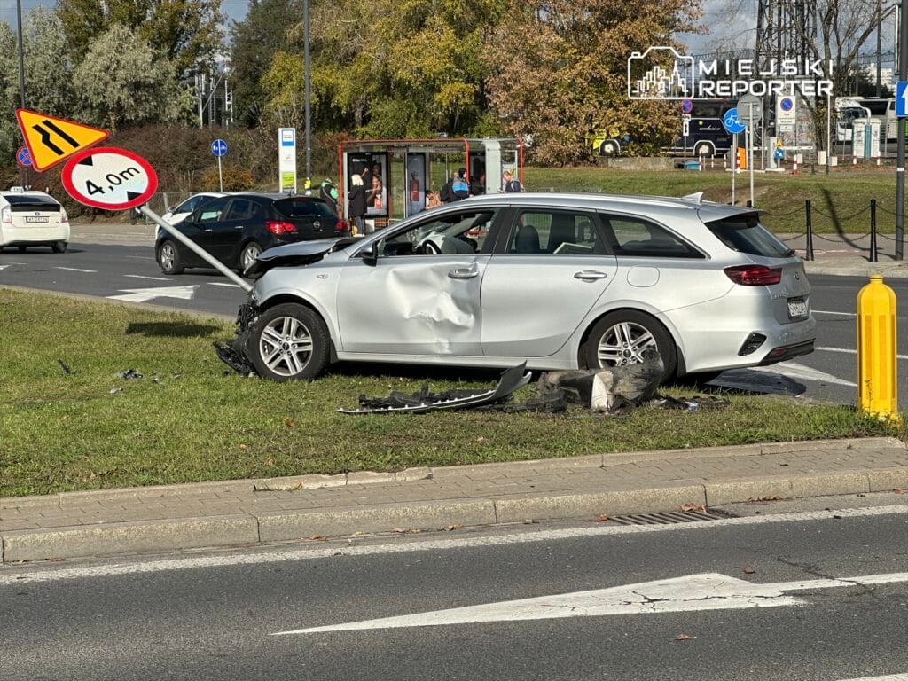 carpisma sonrasi altyapi tahrip oldu suruculer 112 ye kendinize bir ifade yazin cunku polis gelmeyecek diye seslendi 18114