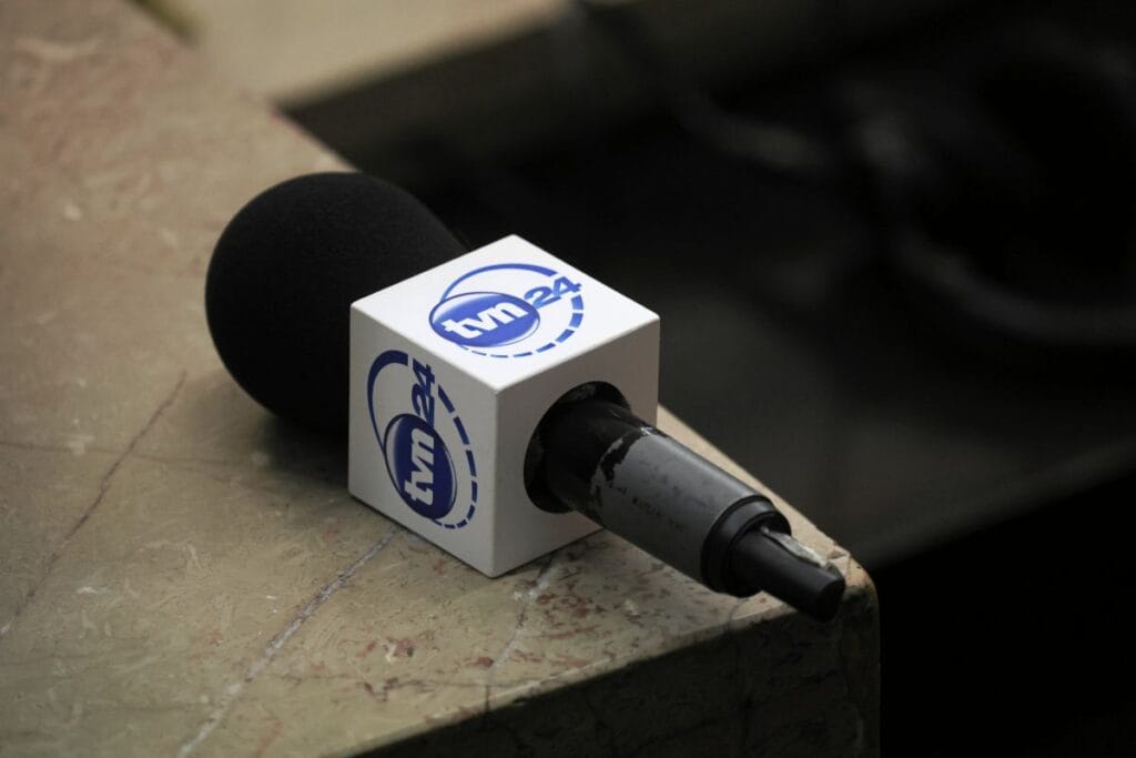 cb p bir tvn gazetecisi hakkinda sikayette bulundu konu etik ile ilgiliydi 19161