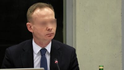 Cba nin eski baskan yardimcisi hakkindaki iddialar 15 dvd de bulunan materyaller 18695